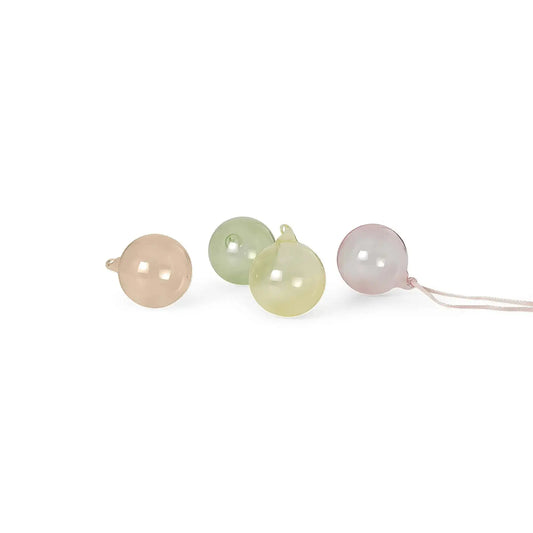 Ferm Living lasikoristeet M 4kpl vaalea - Laatukaluste