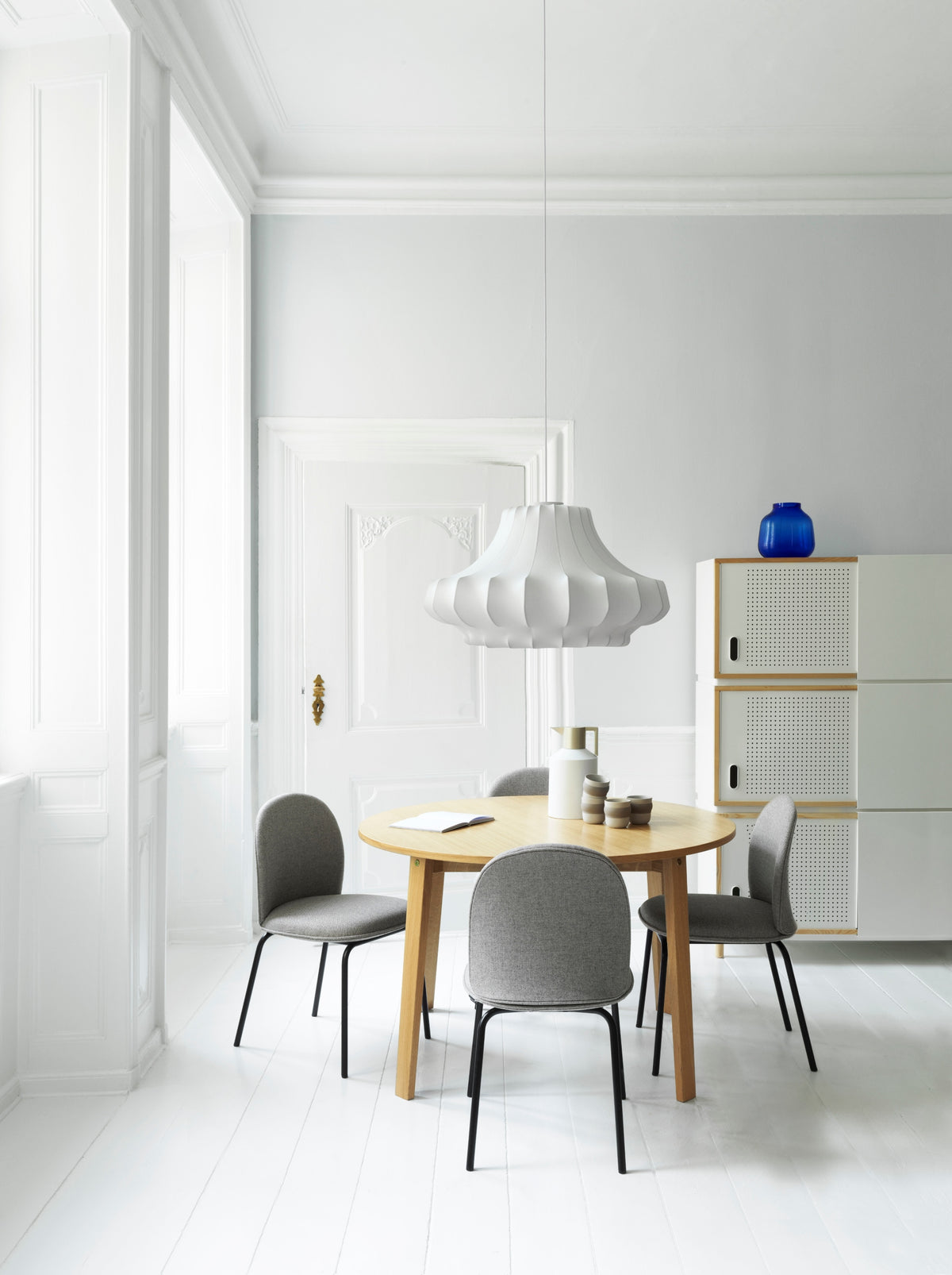 Normann Copenhagen Kabino TV-taso valkoinen
