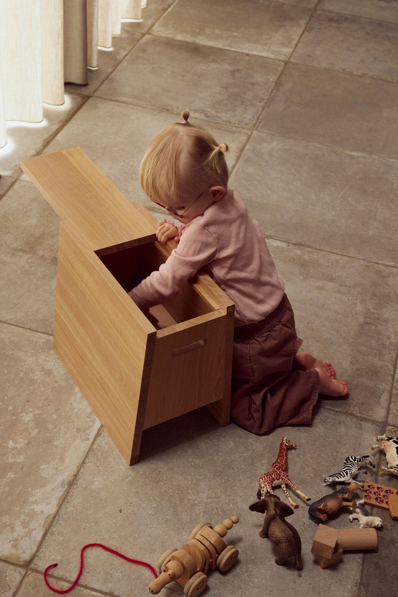 Andersen Furniture Plinth jakkara lakattu tammi