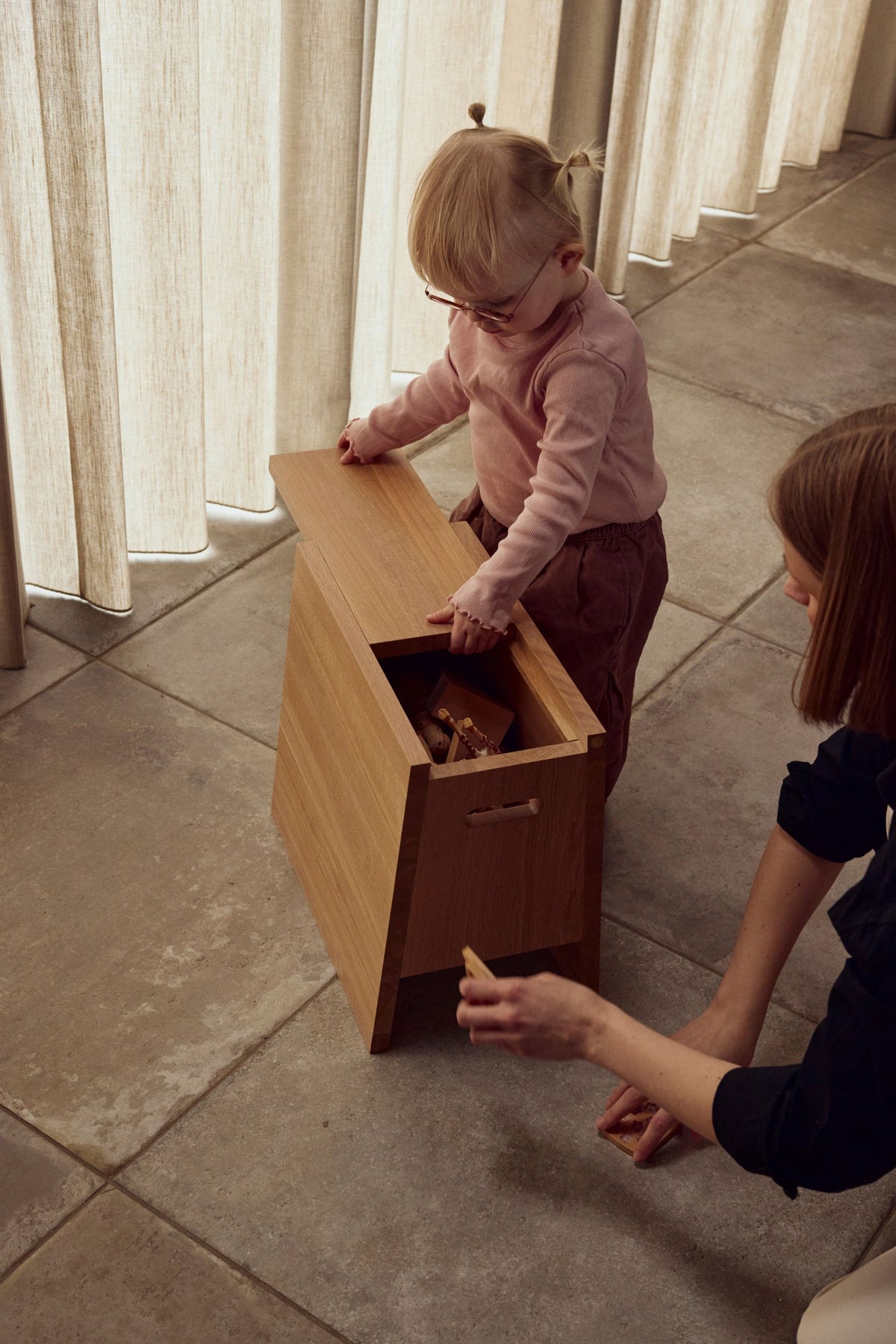 Andersen Furniture Plinth jakkara lakattu tammi