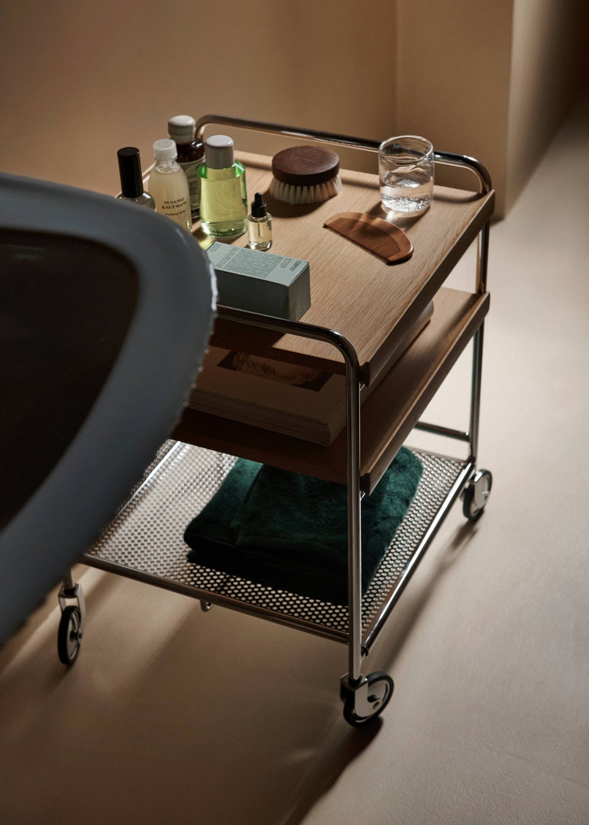 &Tradition Alima NDS2 trolley oak/chrome
