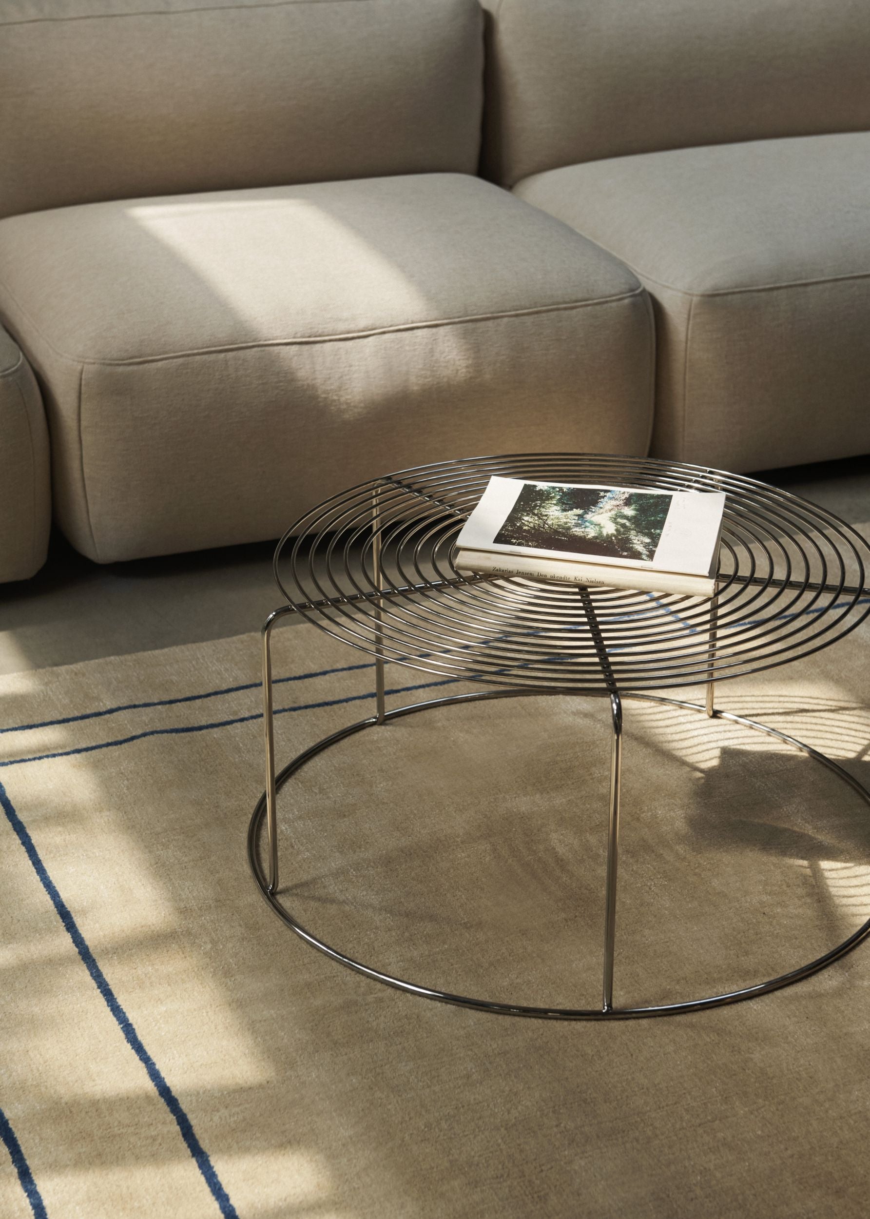 &Tradition Wire VP17 coffee table stainless steel
