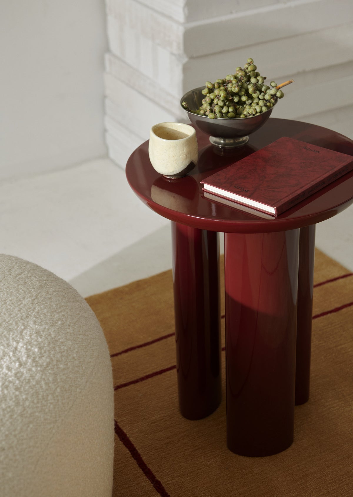 &Tradition Tung JA3 side table burgundy