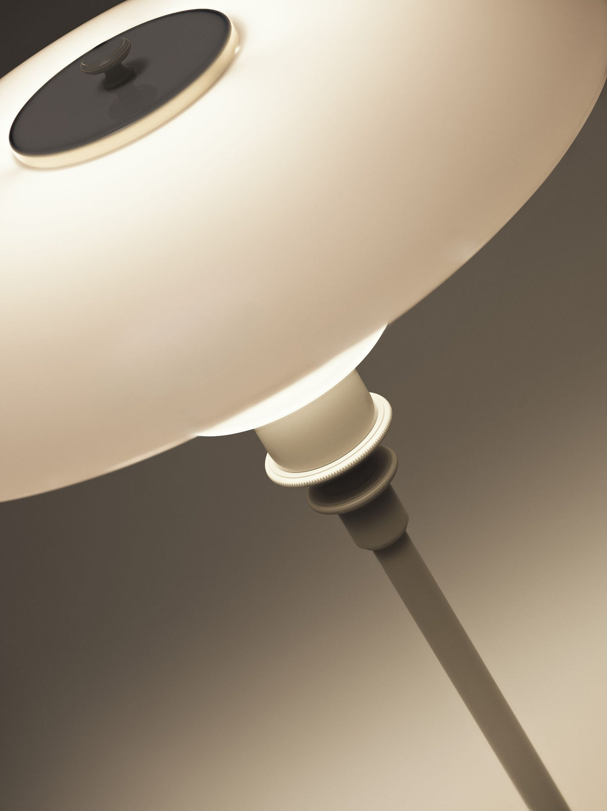 Louis Poulsen PH 3/2 pöytävalaisin beige