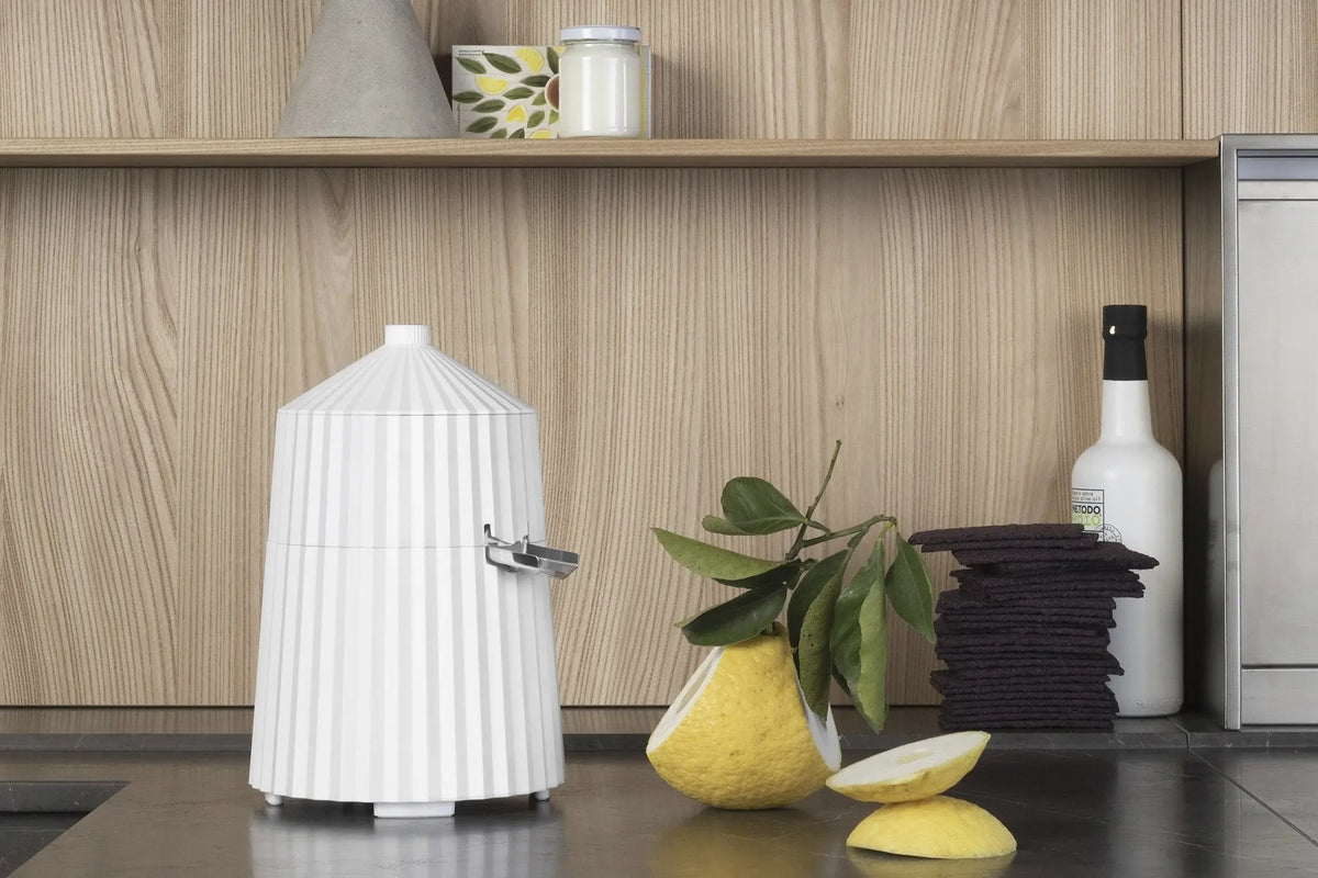 Alessi Plissé sitruspuristin valkoinen - Laatukaluste