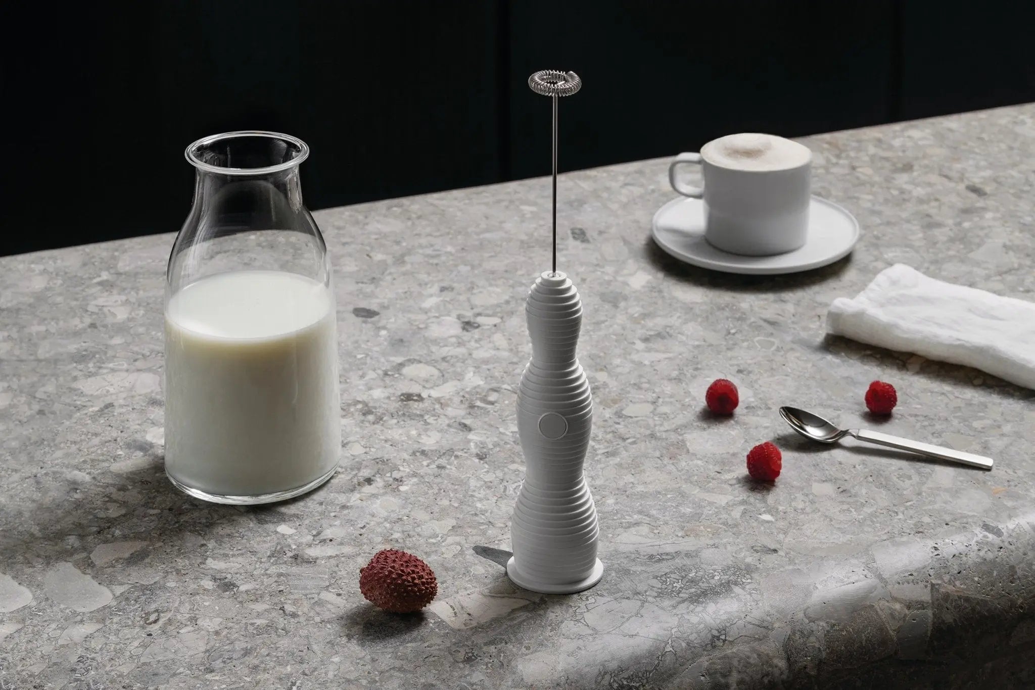 Alessi Pulcina maidonvaahdotin valkoinen - Laatukaluste