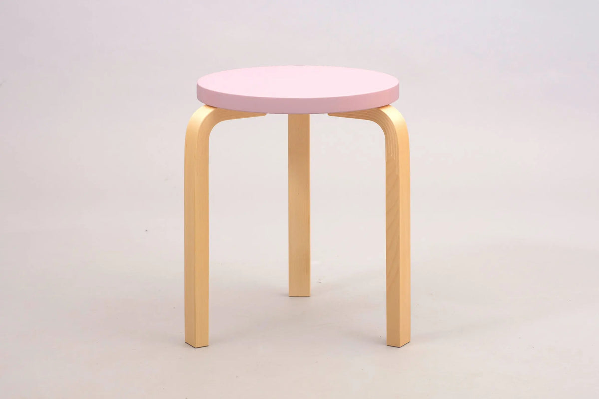 Artek 60 jakkara maalattu istuin vaaleanpunainen Artek