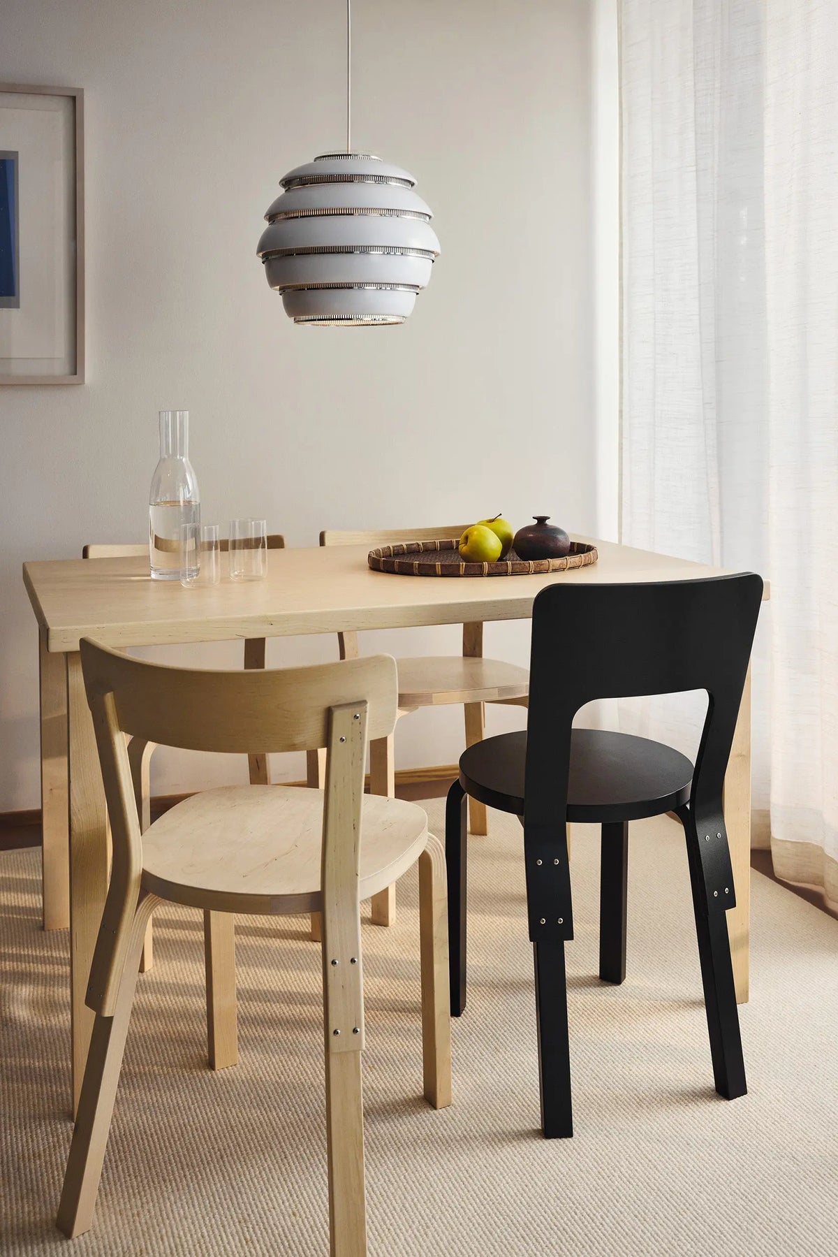 Artek 66 tuoli maalattu musta Artek