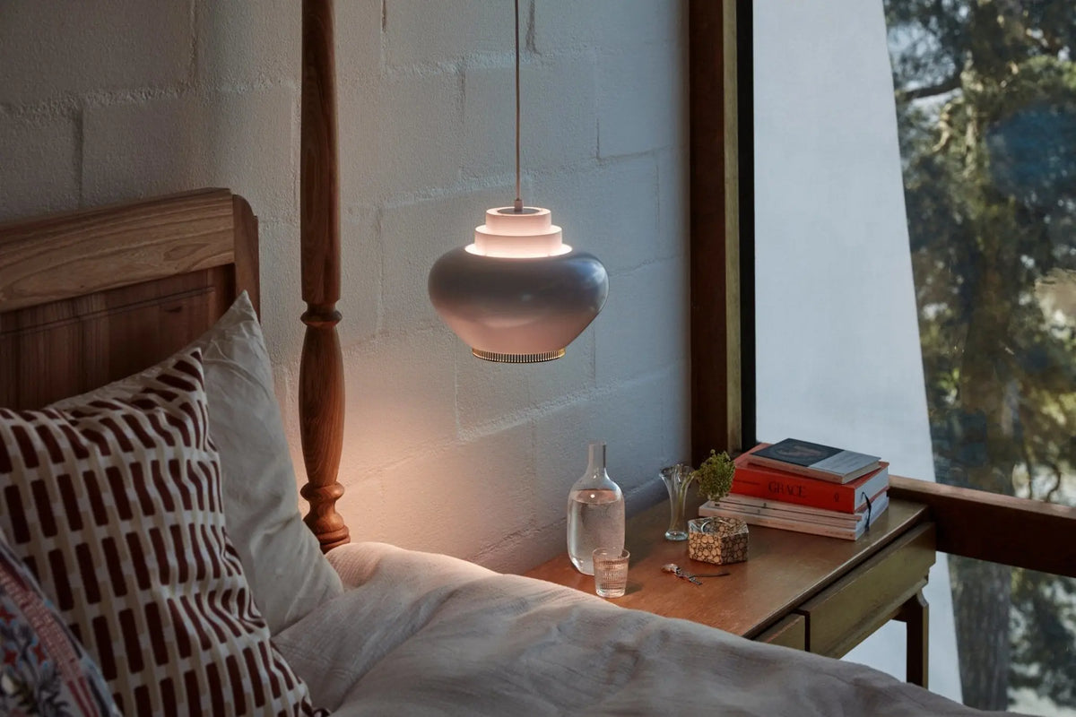 Artek A333 "Nauris" riippuvalaisin valkoinen/messinki - Laatukaluste