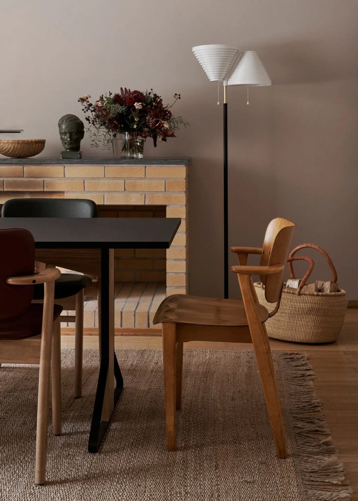 Artek A810 lattiavalaisin messinki - Laatukaluste