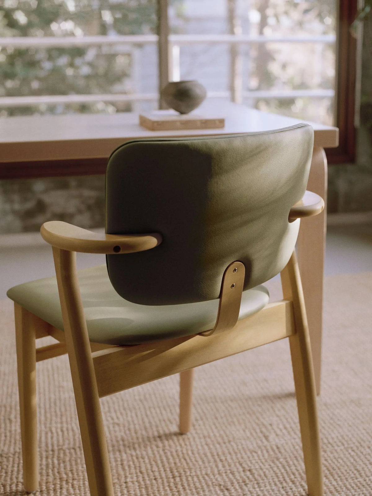 Artek Domus tuoli petsattu hunaja/Spectrum leaf Artek