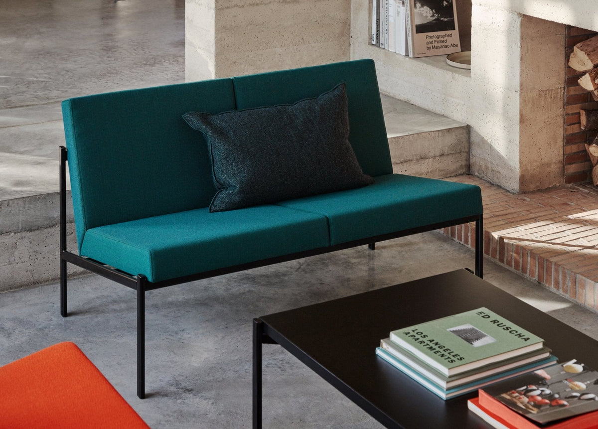 Artek Kiki sohvapöytä 140x60 musta laminaatti - Laatukaluste