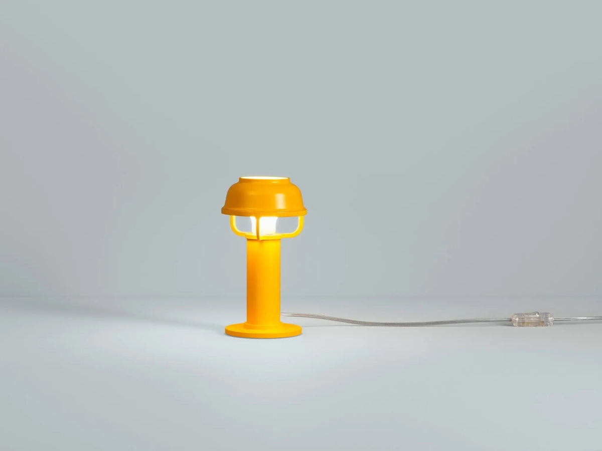 Artek Kori pöytävalaisin oranssi - Laatukaluste