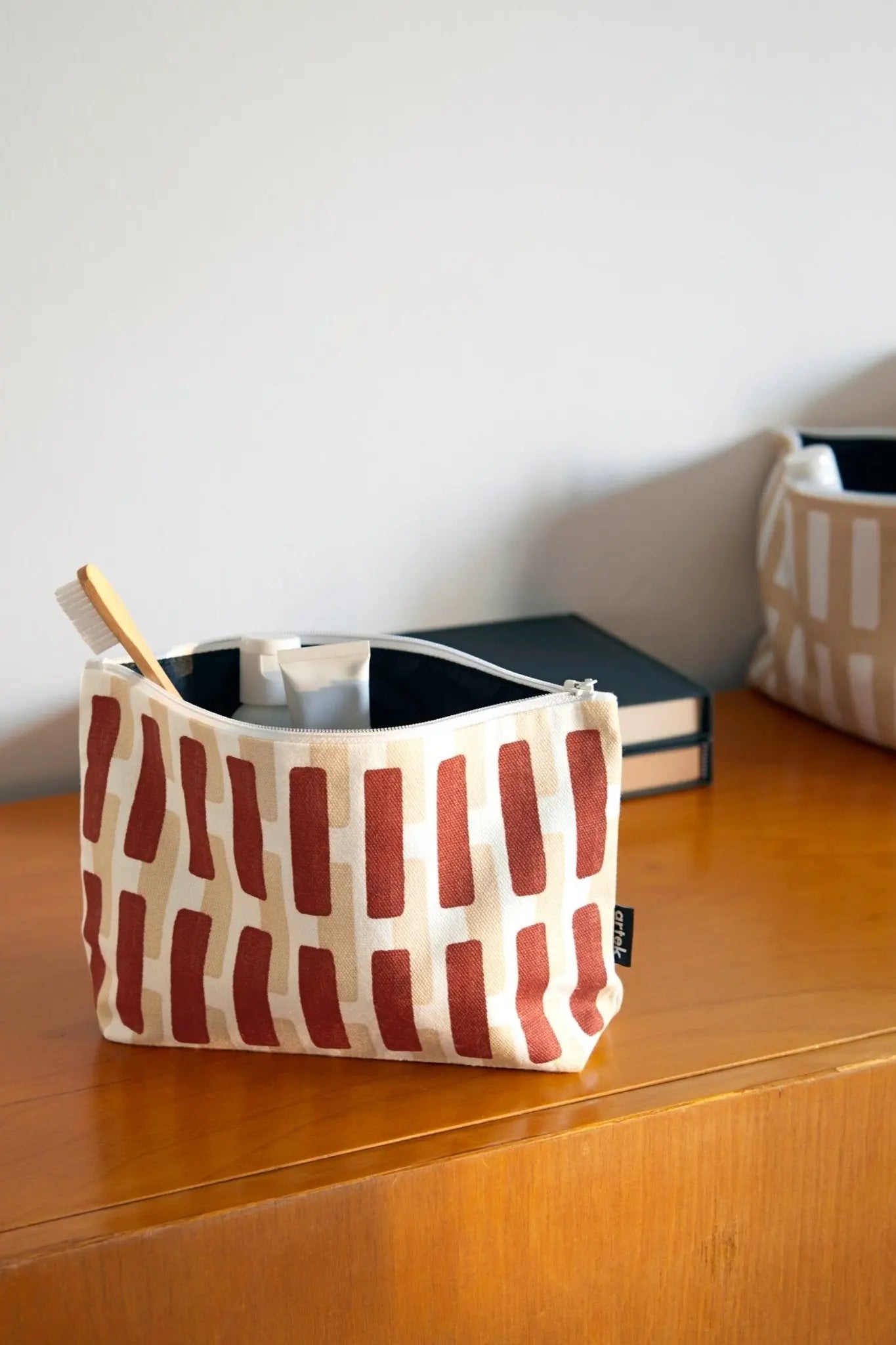 Artek Siena pieni pussukka tiilenpunainen/hiekka - Laatukaluste