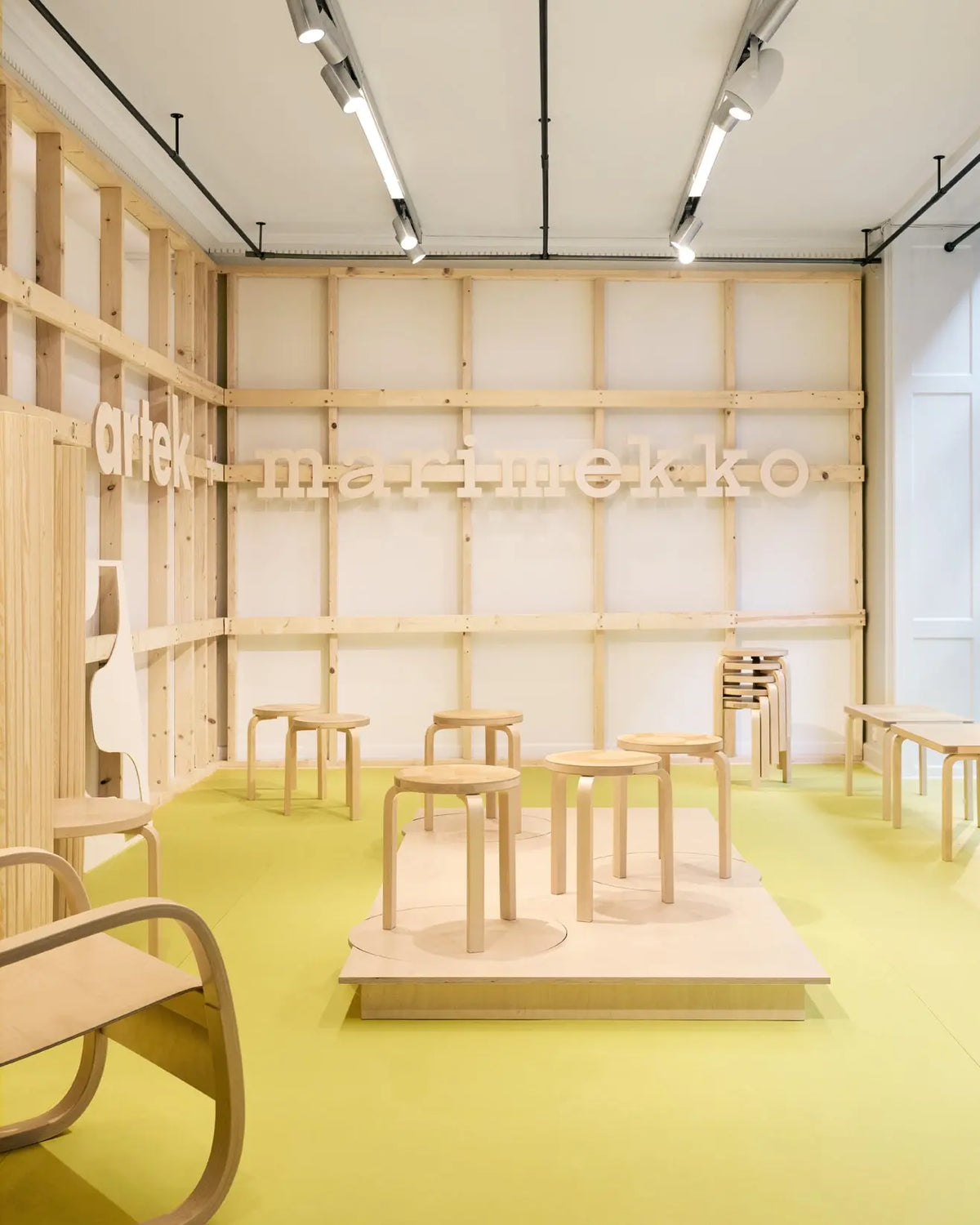 Artek + Marimekko 60 jakkara Kivet Artek