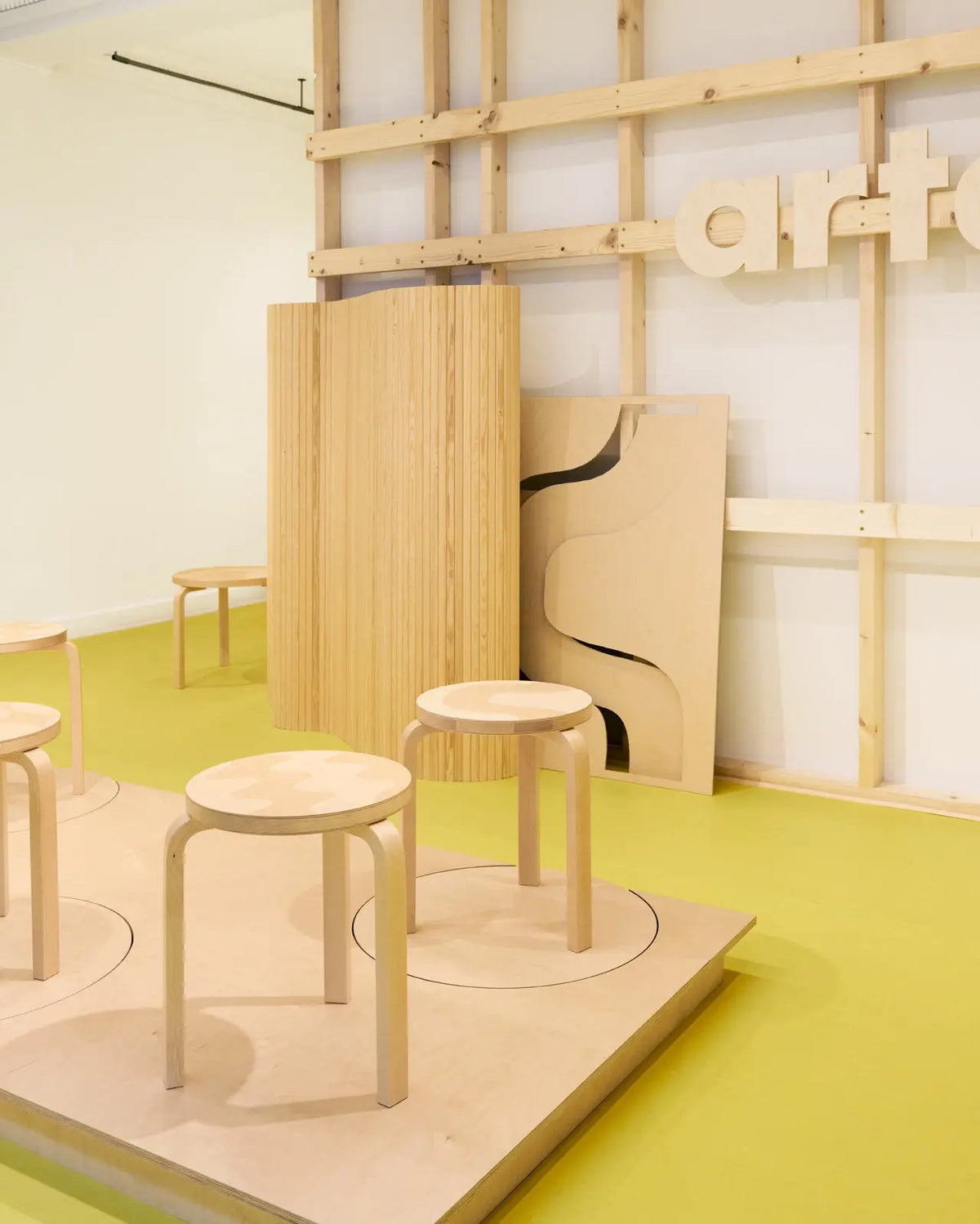 Artek + Marimekko 60 jakkara Lokki Artek