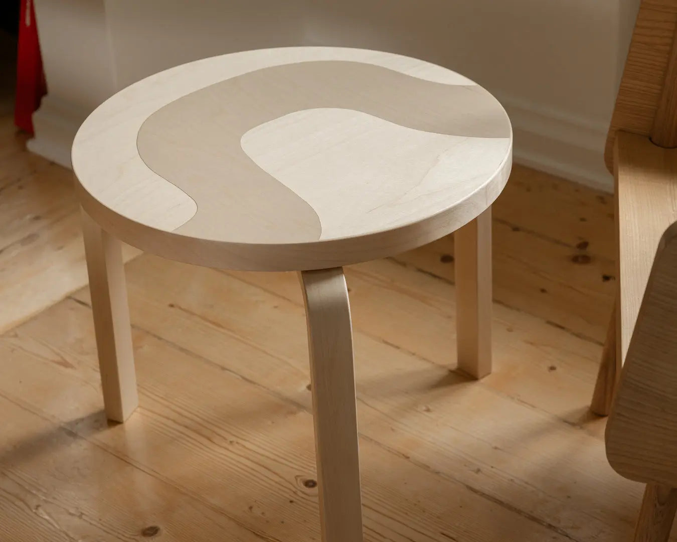 Artek + Marimekko 90D sivupöytä Seireeni Artek