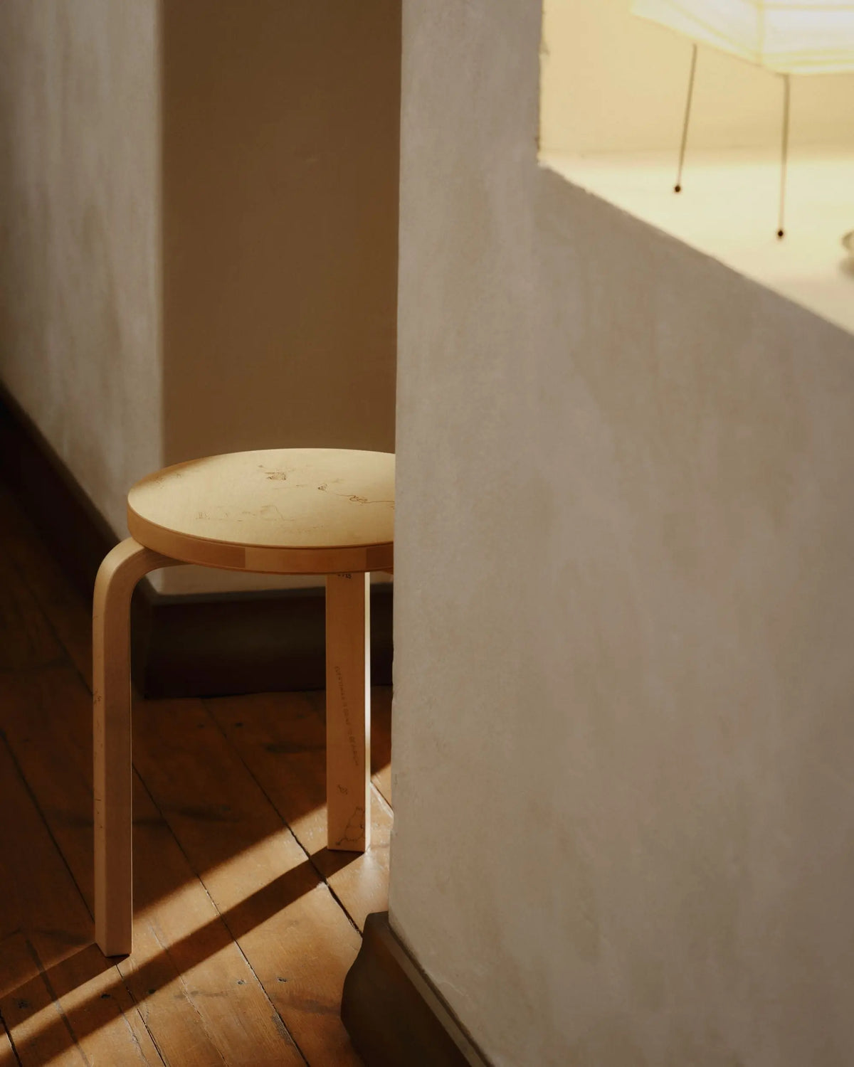 Artek + Muumit 60 jakkara Juhla Artek