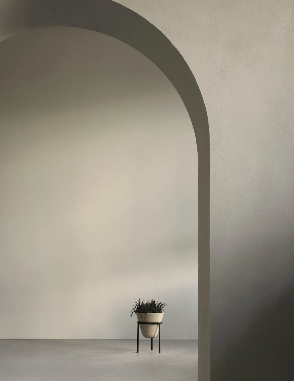 Menu Daiza Ø25/35 ruukku ivory - Laatukaluste