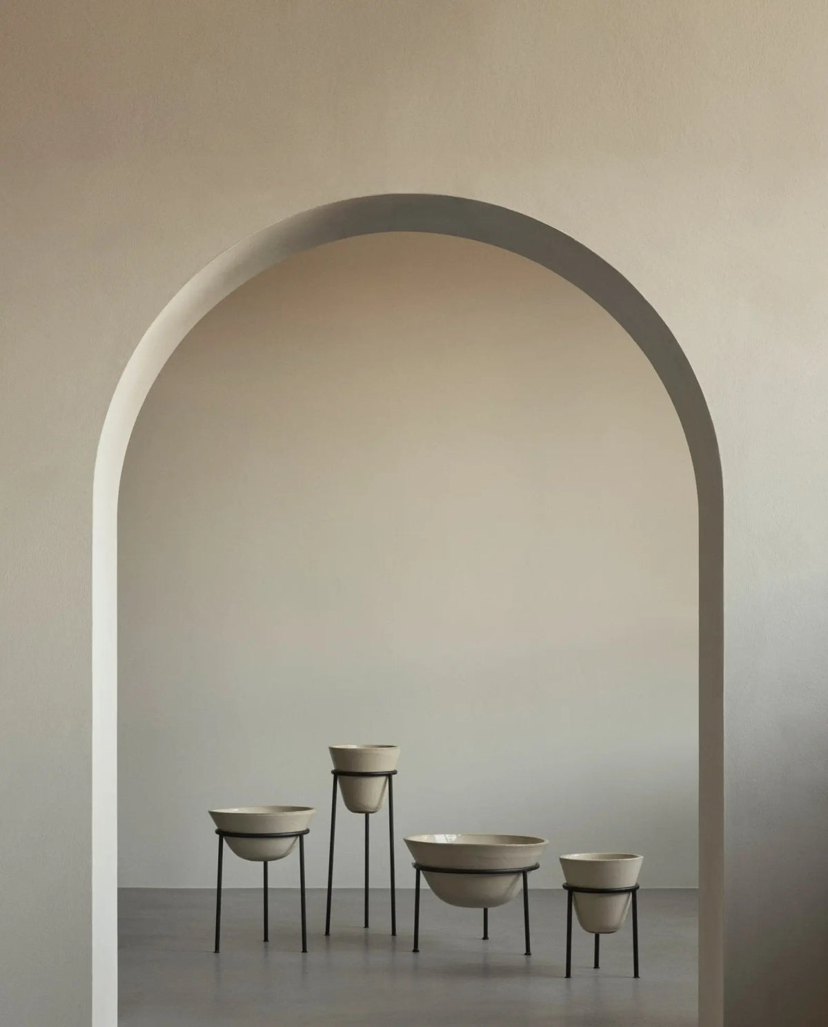 Menu Daiza Ø35/45 ruukku ivory - Laatukaluste