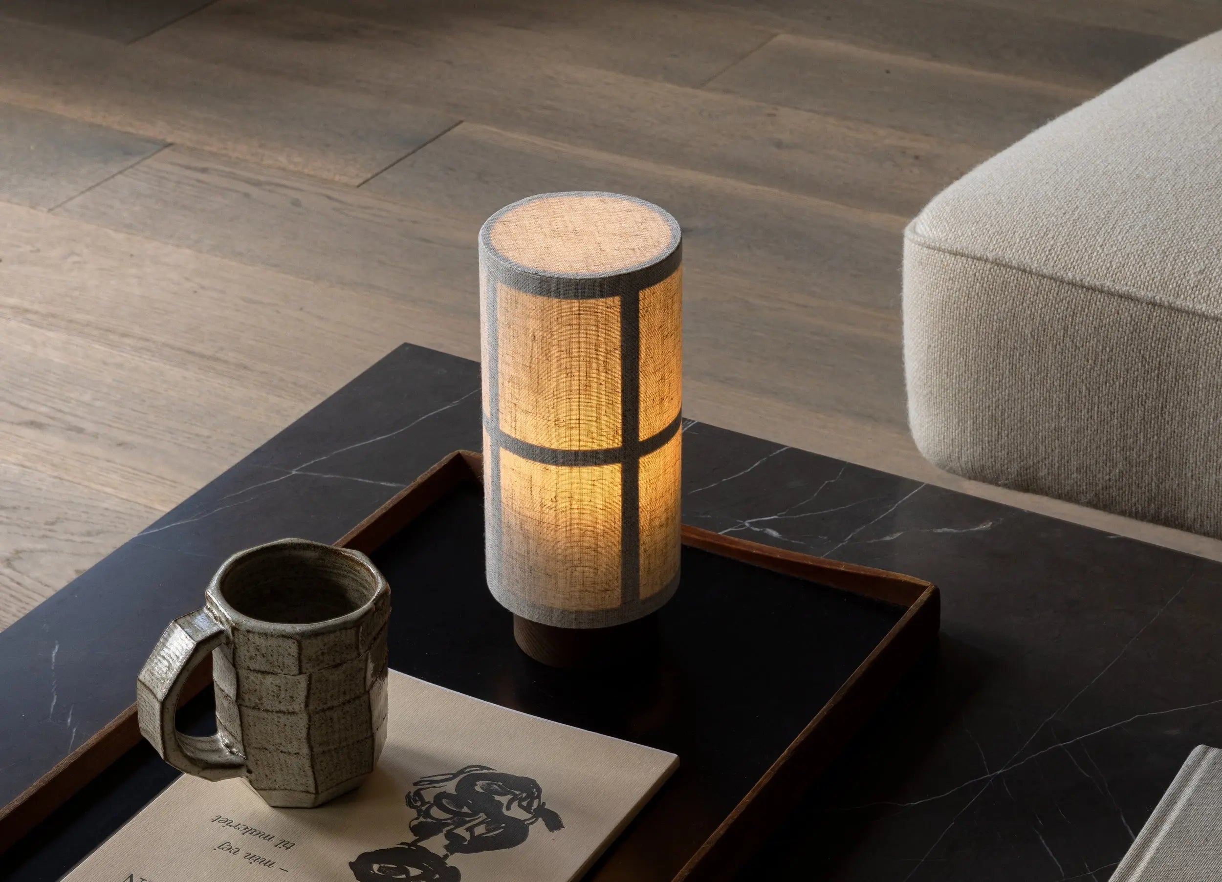 Audo Copenhagen Hashira Portable pöytävalaisin raw Audo Copenhagen