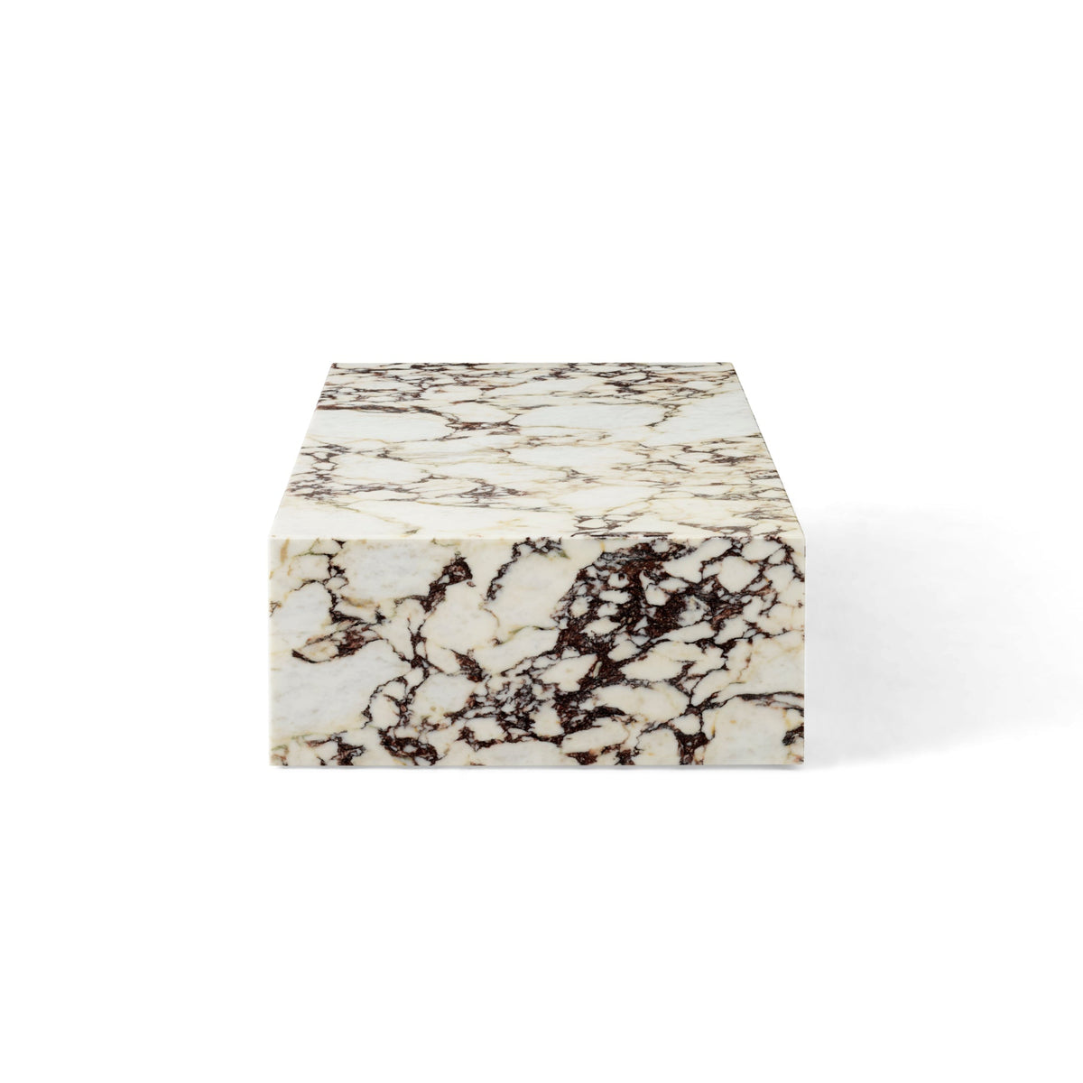 Menu Plinth matala sohvapöytä Calacatta marmori - Laatukaluste