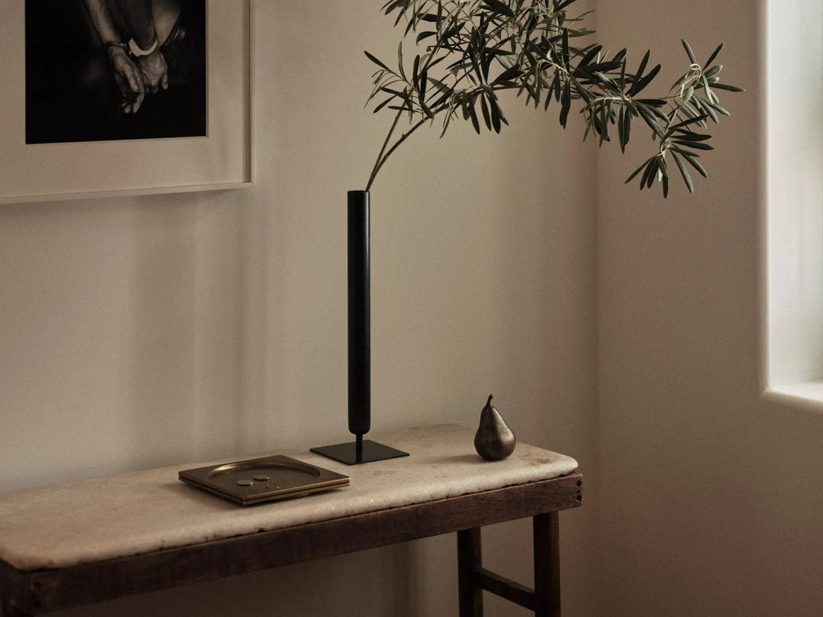 Audo Copenhagen Stance maljakko 40 cm pronssattu messinki Audo Copenhagen