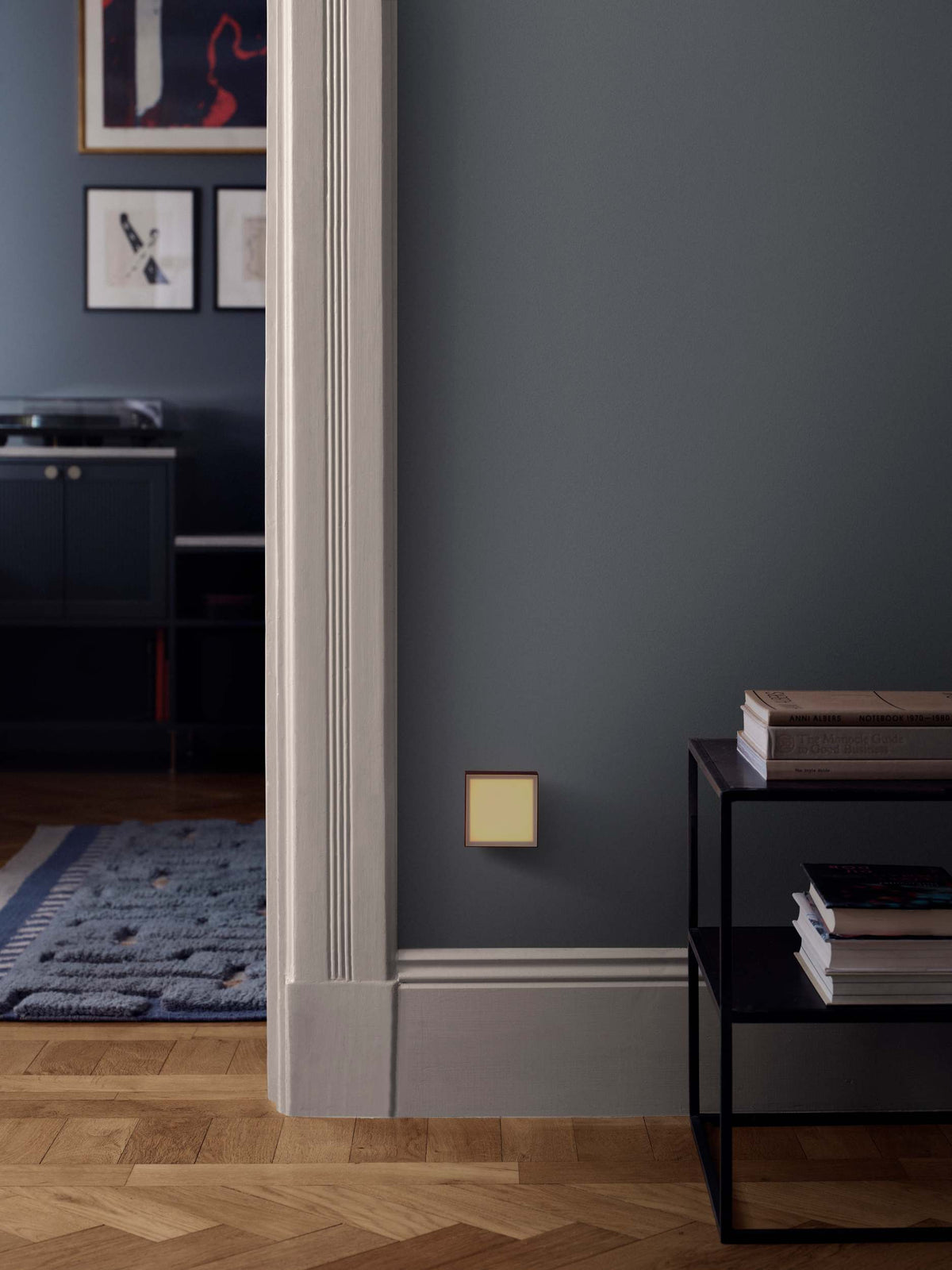 Avolt Lamp 1 yövalo punainen