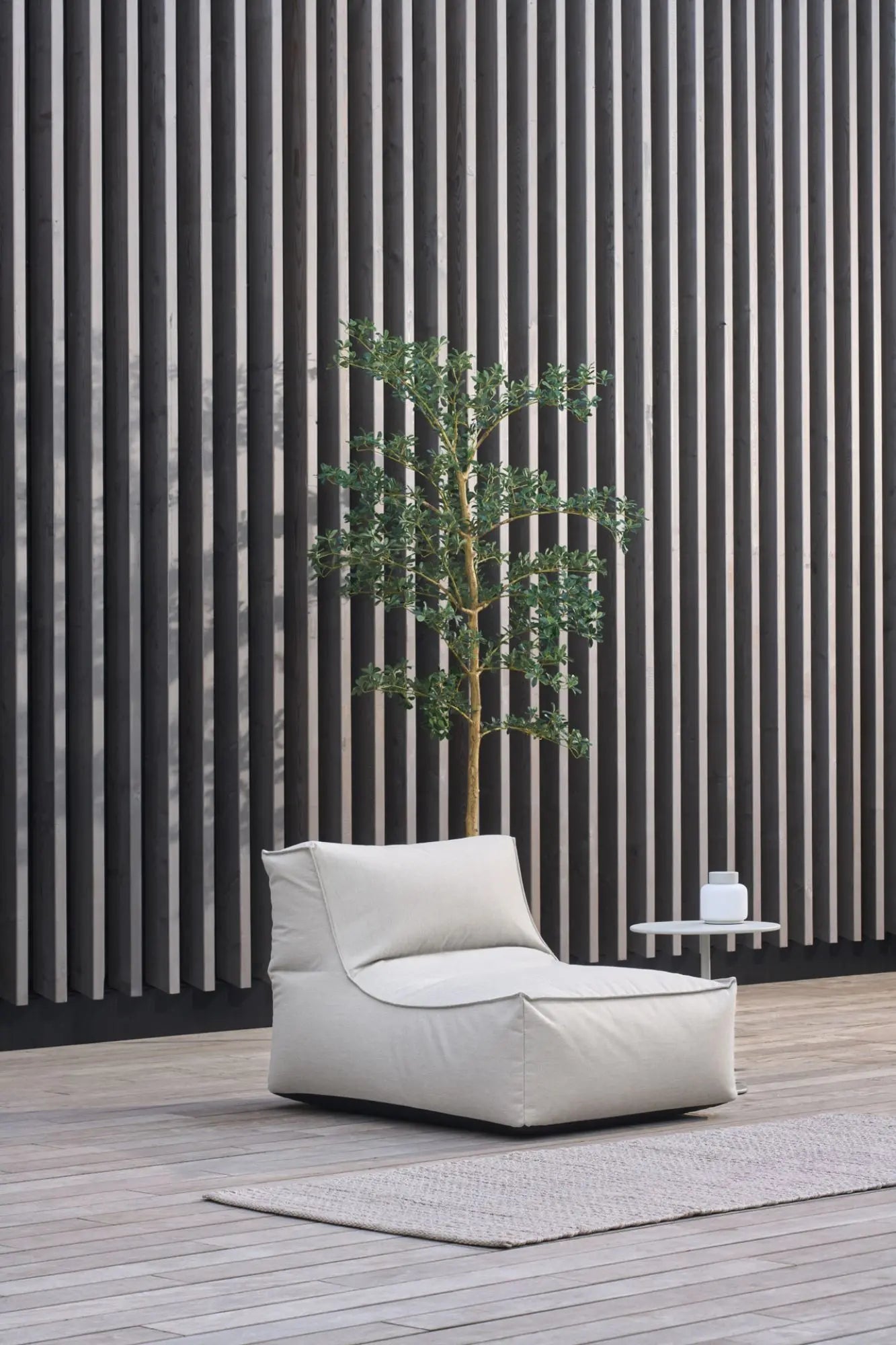 Blomus Stay Lounger lepotuoli luonnonvalkoinen Blomus