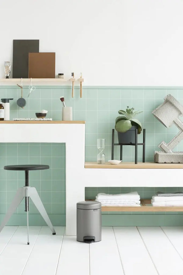Brabantia newIcon poljinroska-astia platina - Laatukaluste