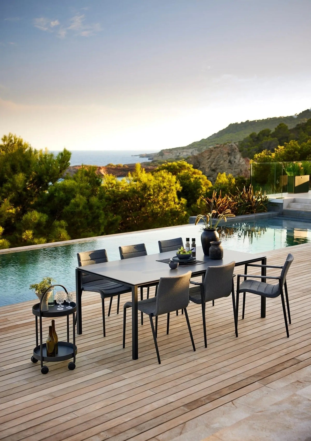 Cane-line Core käsinojatuoli harmaa - Laatukaluste