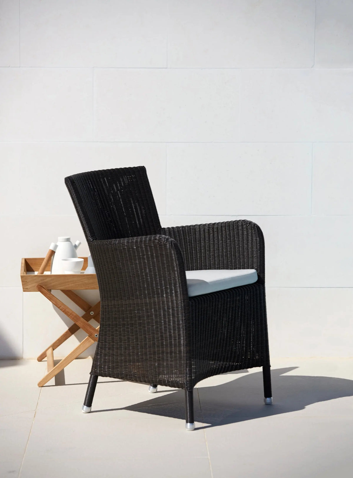 Cane-line Hampsted tuoli musta Cane-line