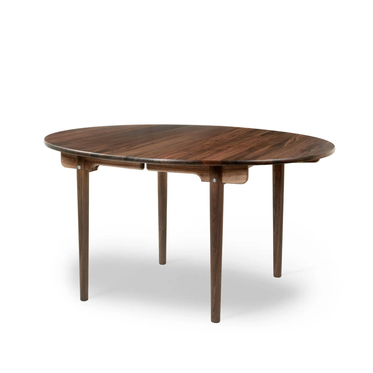 Carl Hansen & Søn CH337 pöytä 140x115 öljytty pähkinä Carl Hansen & Søn
