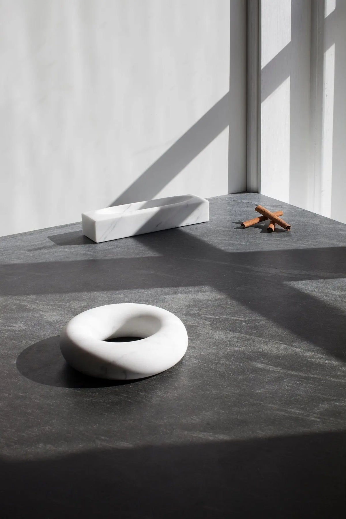 Design House Stockholm Tondo mortteli ja survin - Laatukaluste