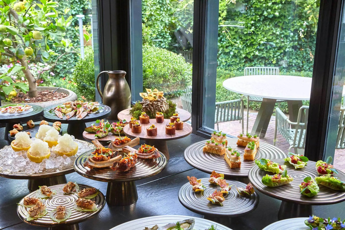 Dutchdeluxes tarjoilualusta matta platina iso - Laatukaluste