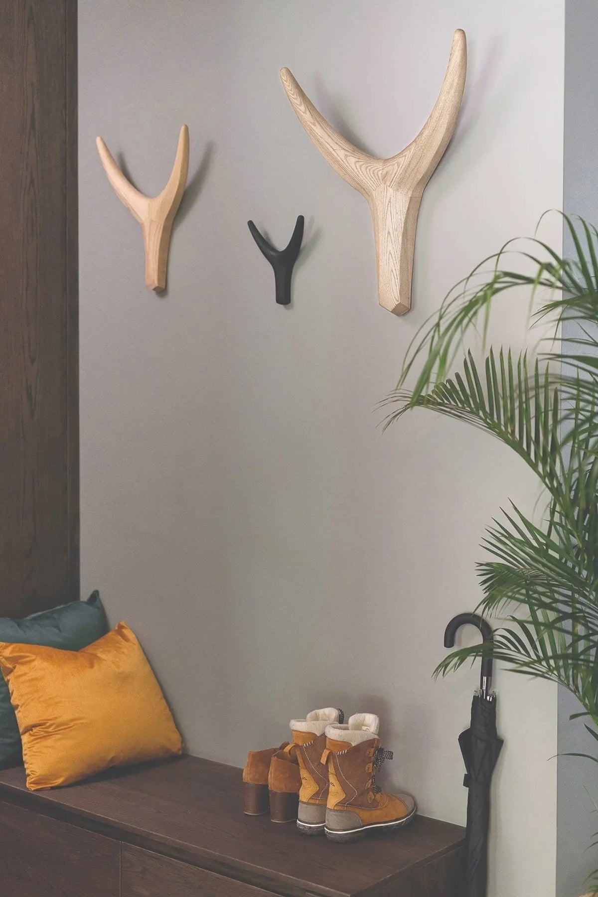 EKTA Living Nguni Head S seinäkoriste musta - Laatukaluste