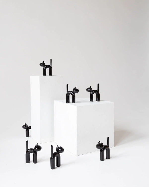 Eero Aarnio Originals Mini Kisu musta Eero Aarnio Originals