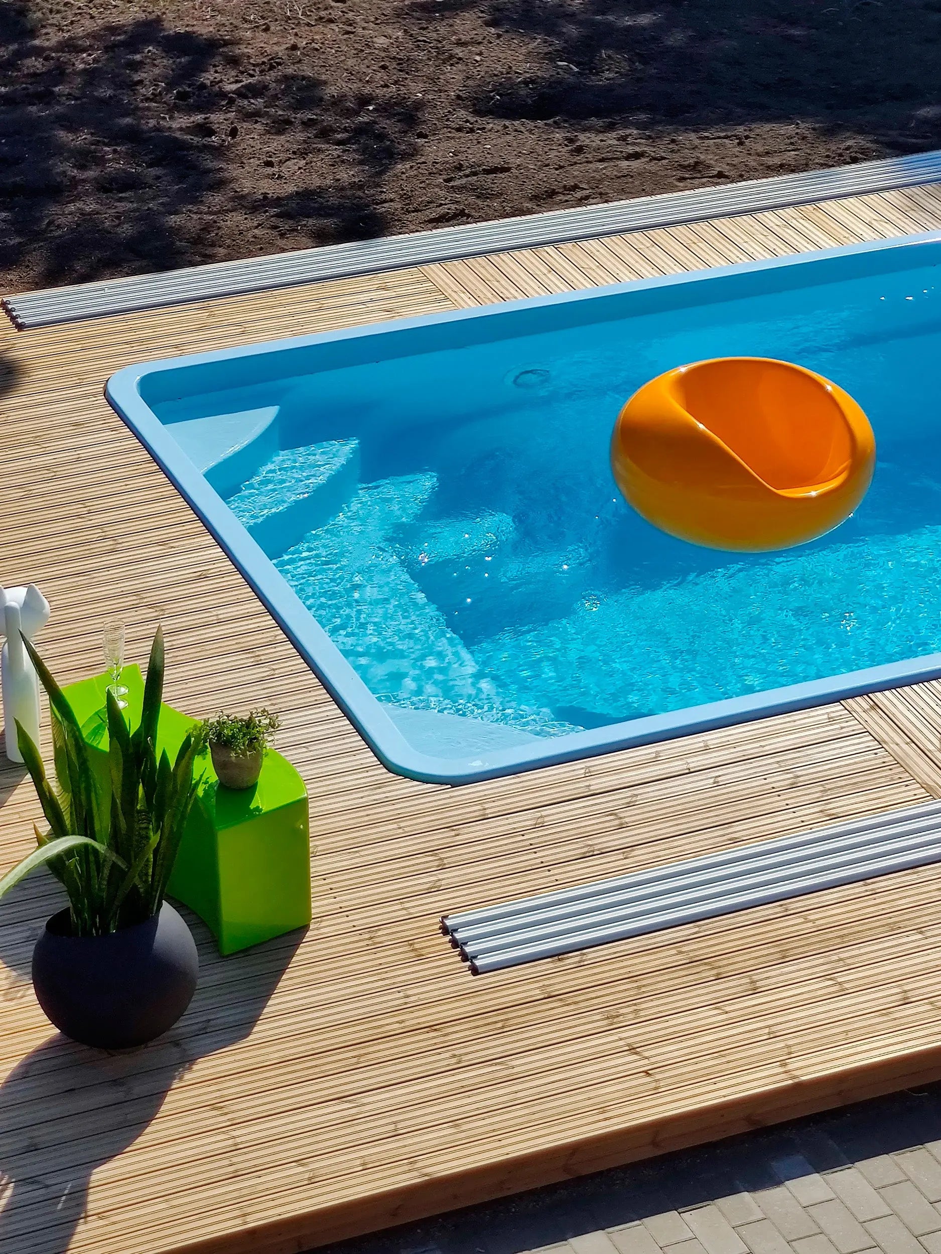 Eero Aarnio Originals Pastilli tuoli oranssi Eero Aarnio Originals