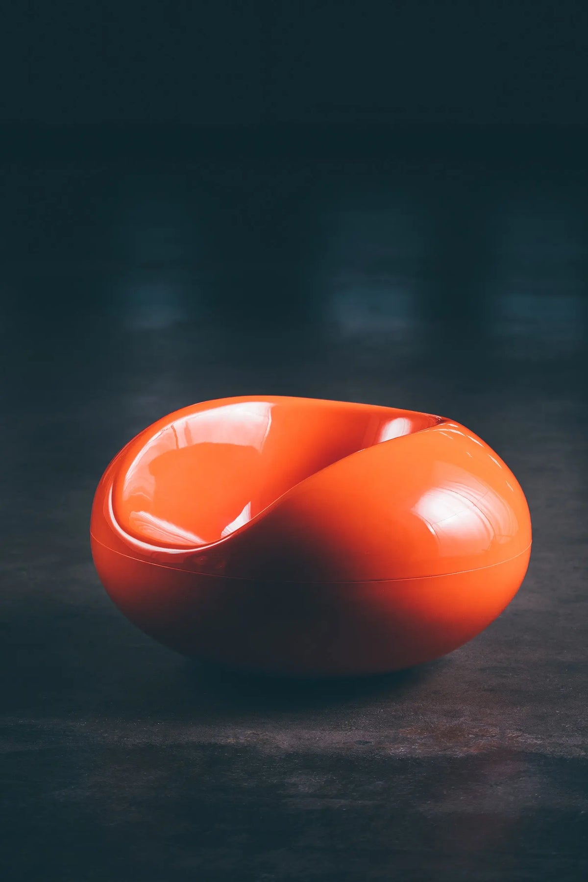 Eero Aarnio Originals Pastilli tuoli punainen Eero Aarnio Originals