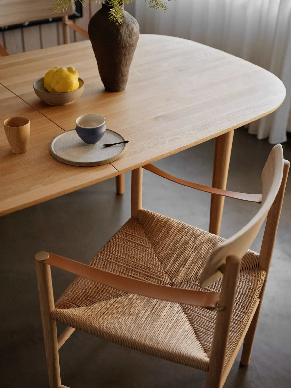 FDB Møbler C63E jatkettava pöytä jatkopaloilla öljytty tammi FDB Møbler