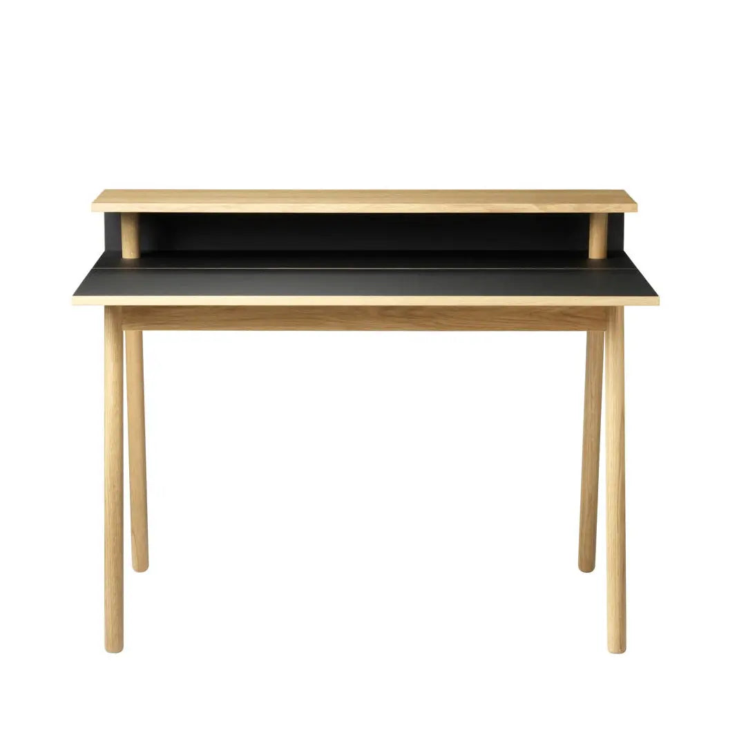 FDB Møbler C68 työpöytä tammi/musta FDB Møbler