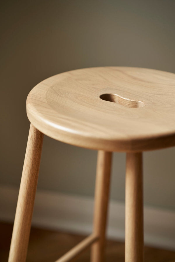 FDB Møbler J27C baarituoli 65cm pyökki - Laatukaluste