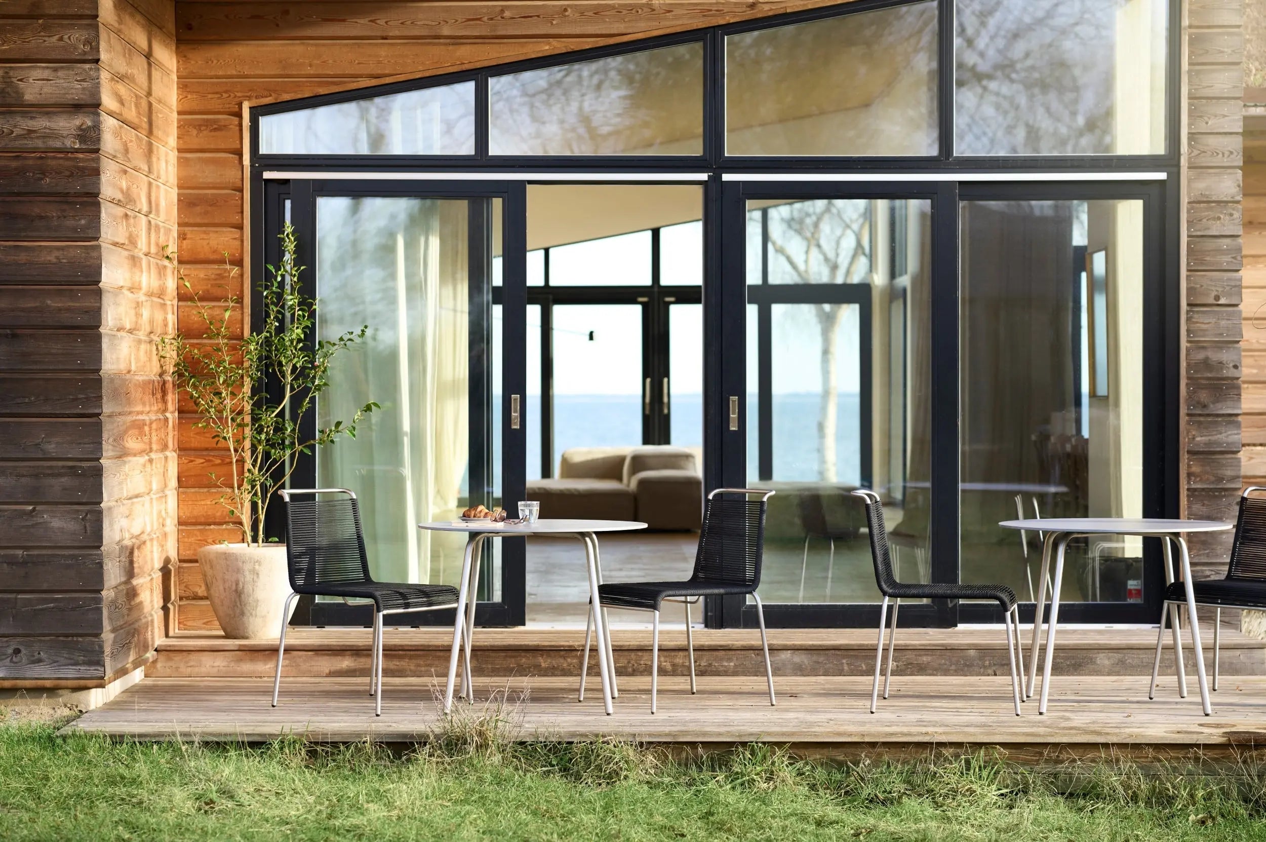 FDB Møbler M20 tuoli musta FDB Møbler