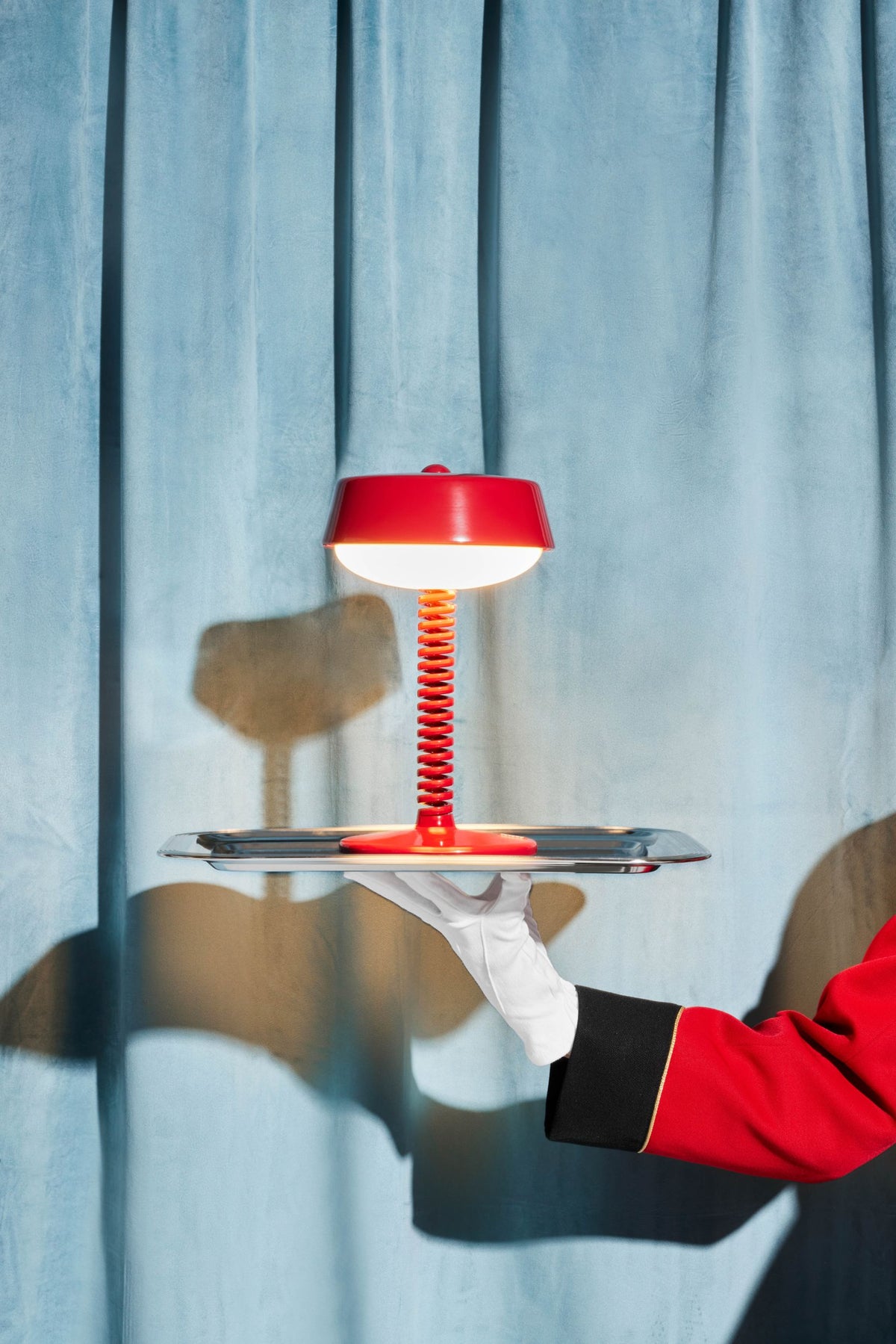 Fatboy Bellboy table lamp lobby red