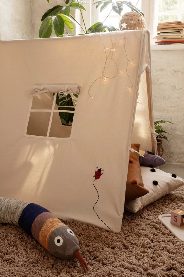 Ferm Living Amass matto 70x140 hiekka - Laatukaluste