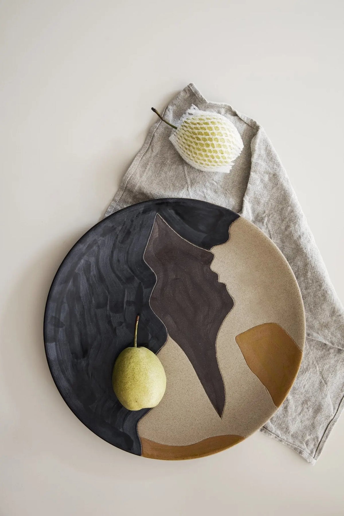 Ferm Living Aya lautanen - Laatukaluste