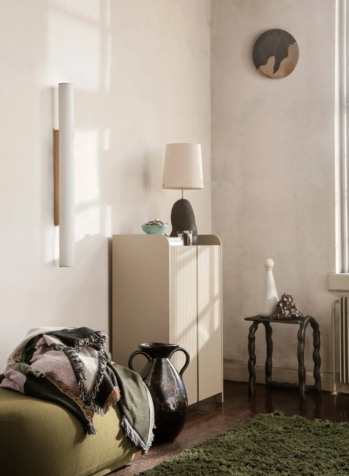 Ferm Living Aya lautanen - Laatukaluste