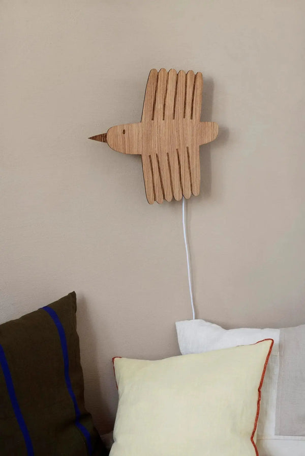 Ferm Living Bird seinävalaisin tammi - Laatukaluste