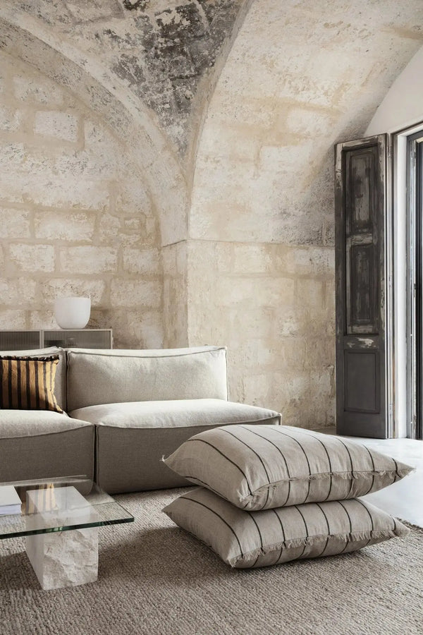 Ferm Living Calm tyyny 80x80 - Laatukaluste