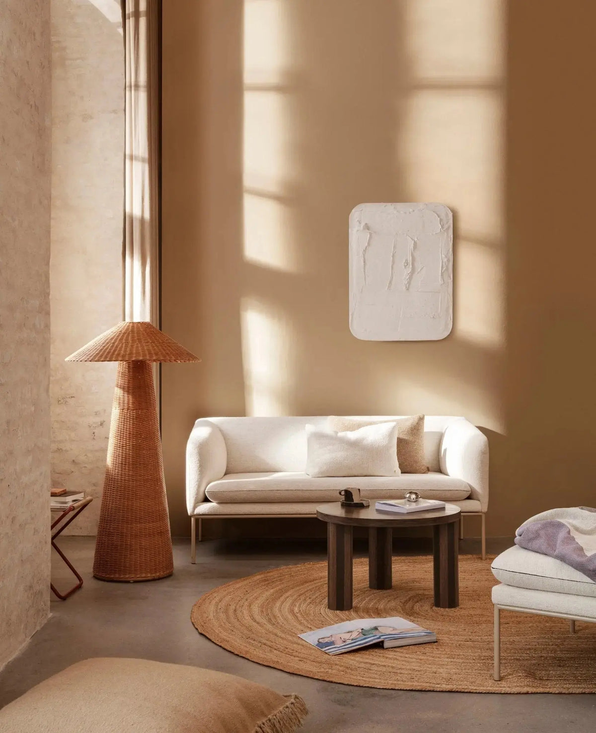 Ferm Living Dou lattiavalaisin - Laatukaluste